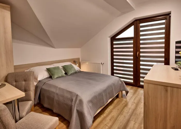 住宿加早餐酒店 Akoja 4*